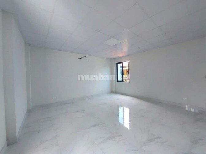Cho thuê nhà mặt ngõ 12 Đại La