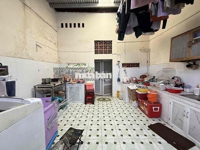 HẺM XE HƠI THÔNG & NGỦ TRONG NHÀ – 107M² ( 4,1 X 26 )