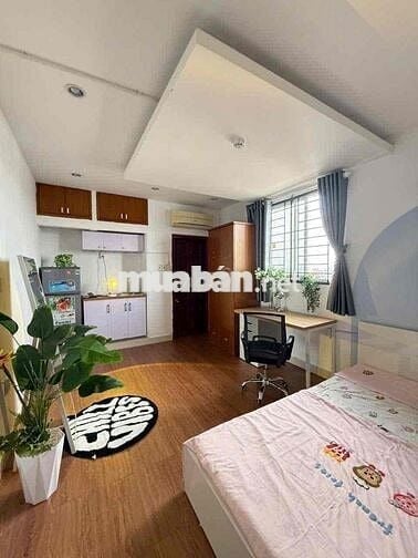 STUDIO CỬA SỔ TRỜI NGAY IUH FULL NỘI THẤT