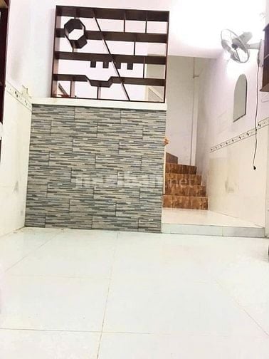 Nhỉnh 3 Tỷ ngay trung tâm quận 10 , nhà đang có dòng tiền cực tốt 