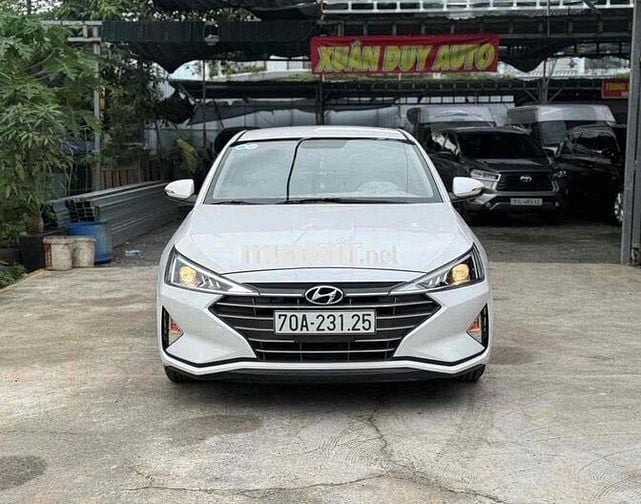 ELANTRA 1.6MT 2019 mẫu mới ,LƯỚT 5 VẠN HỖ TRỢ VAY