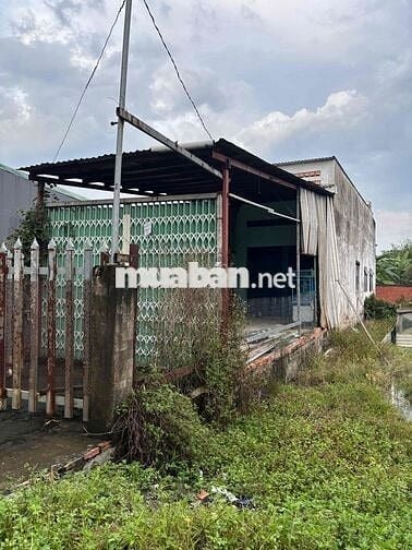 NHÀ NGUYÊN CĂN_ 4X35_GẦN HỒ BƠI MỸ HẠNH_ VÀO Ở LIỀN
