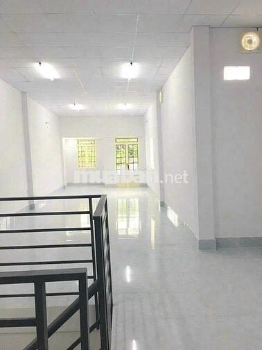 Cho thuê nhà mặt tiền đường trần chiên gần đại học tây đô