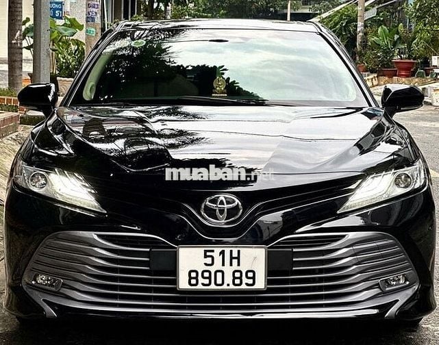Bán Toyota Camry 2.5Q - 2021 xe CÒN NHƯ MỚI