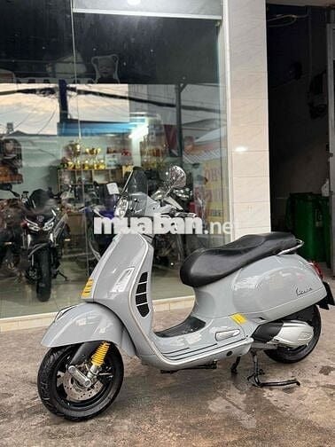 Cần bán Piaggio Vespa Super GTS 300 HPE Abs
