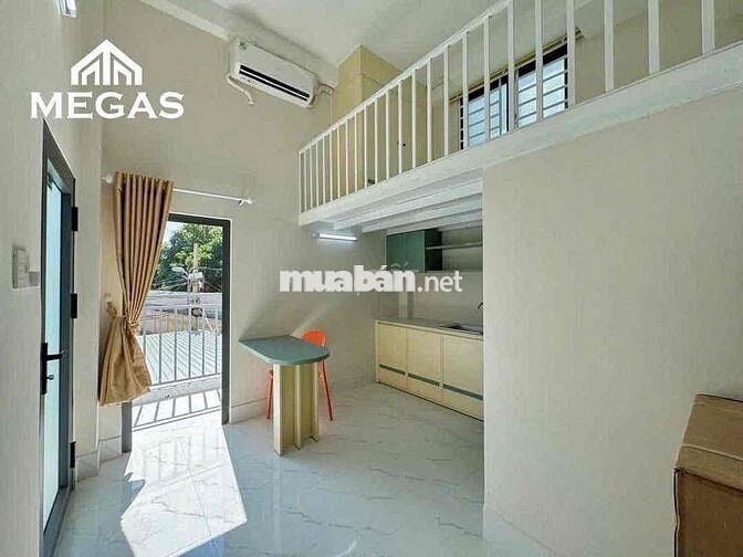 PHÒNG MỚI XÂY HOÀNG HOA THÁM_BAN CÔNG_FULL NỘI THẤT