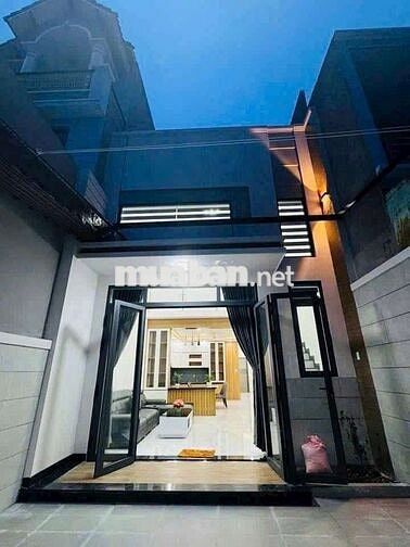 Nhà mặt tiền, 100m2,3 phòng ngủ, đường Nguyễn khuyến, biên hòa, ĐN