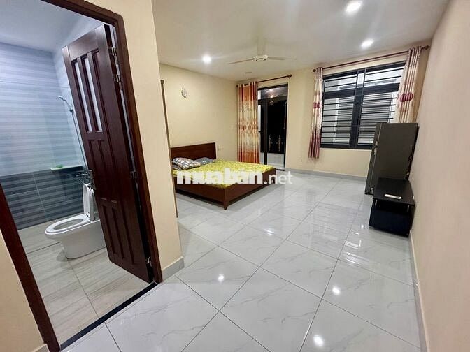 Căn hộ dịch vụ KDC Đai Phúc giáp quận 7,8. DT: 40m2. Full Nội Thất .
