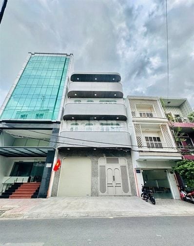 Cho thuê mặt bằng kinh doanh HAI BÀ TRƯNG- Quận 1 - giá 40 triệu