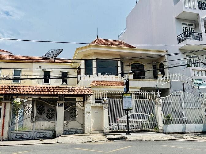 Biệt thự 79 Võ Oanh, Q.Bình Thạnh - DT 12x18m, TRỆT LẦU, Sân rộng