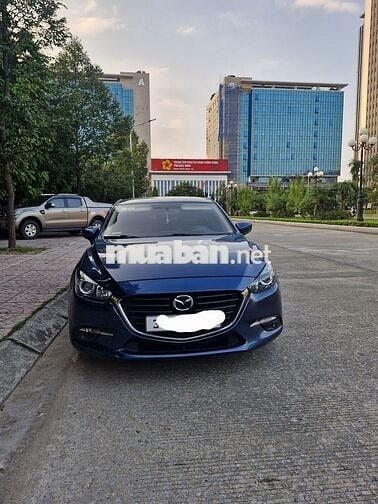 Mazda 3 2017 1.5 AT - 8000 km
