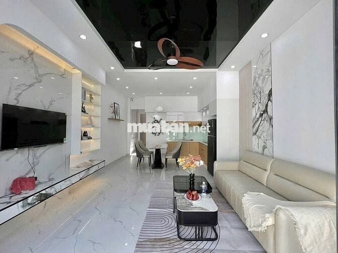 Nhà đẹp biển Nguyễn Tất Thành Đà Nẵng