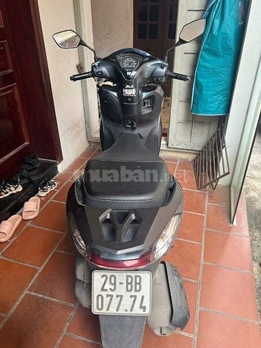 Cần bán xe Lead bản đặc biệt tình trạng mới 99%
