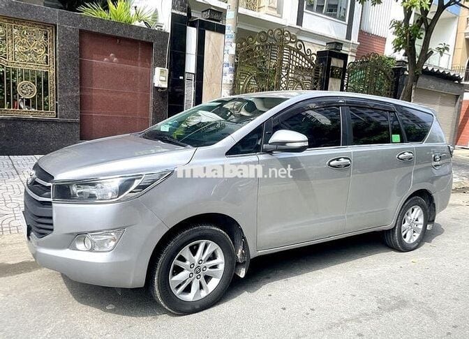 Bán INNOVA 2019 E xe Zin đẹp gia đình đi: 403tr