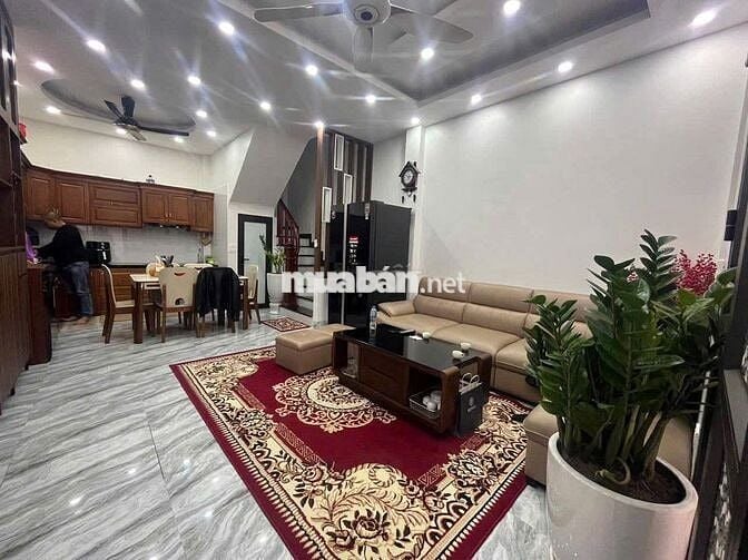 Cho thuê nhà nguyên căn ở Lê Đức Thọ giao Hồ Tùng Mậu,