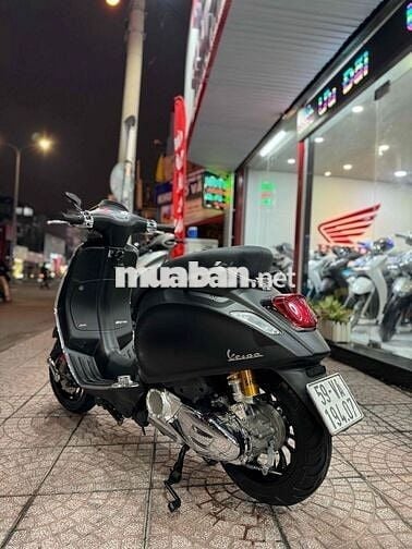 Vespa spint 150 bản S 2022 đồ chơi 40 triệu BsTp