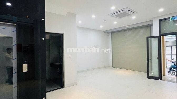 Mặt bằng kinh doanh 95m2 đường Nguyễn Xiển, Q. Thanh Xuân