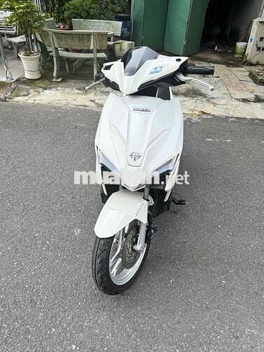 nhà dư xe cần bán honda AIR BLADE