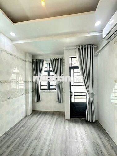 Nhà bán hẻm 1806/45 huỳnh tấn phát , nhà bè , sát q7