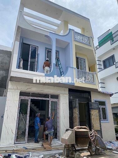 NHÀ ĐANG XÂY – Ô TÔ ĐẬU CỬA – ĐƯỜNG BÌNH ĐÔNG Q8 – CHỈ 5,5 TỶ