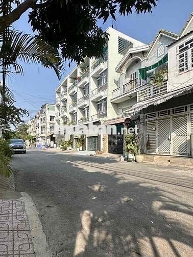 SÓT LẠI 1 CĂN - ĐƯỜNG 6M - 2 TẦNG - HƠN 3TỶ - SHR