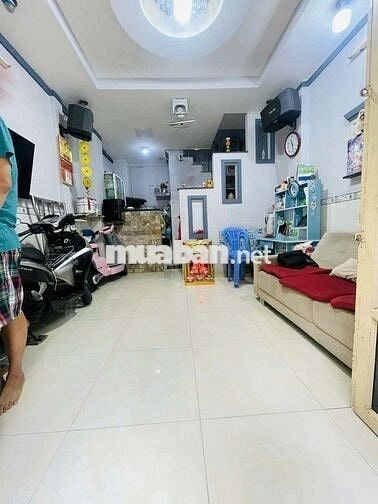 Nhà 2 sẹc hẻm 24m2, 2 phòng ngủ, đường Điện Biên Phủ, Q. Bình Thạnh