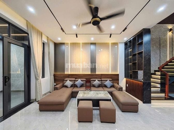CHỦ NGỘP BÁN GẤP NHÀ LÊ VĂN SỸ - QUẬN 3 GIÁ 3 TỶ 850 GẦN CV NHIÊU LỘC 