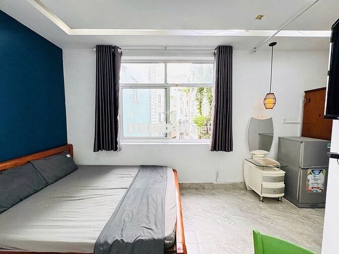CĂN HỘ FULL NỘI THẤT – GẦN ĐẠI HỌC BÁCH KHOA – CỬA SỔ SIÊU LỚN