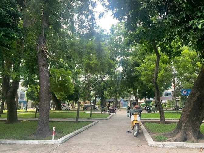 💯🏡Biệt Thự Sân Vườn KDC Bình Phú 8x16m 1 HẦM 2 LẦU - SÁT CV VÀNH ĐAI