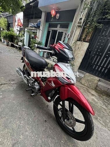 fiture 2010 máy êm zin dọn phu kiểng btt tại cửa h