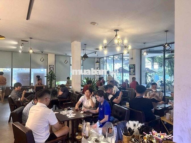 SANG QUÁN CAFE 2 MẶT TIỀN SIÊU ĐẸP – 300m2 - 6 Bàn Bida