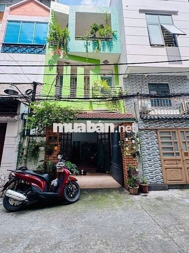 Giảm 500tr nhà 4 tầng HXH 6m, ngay cv Gia Định khu sầm uất gần sân bay