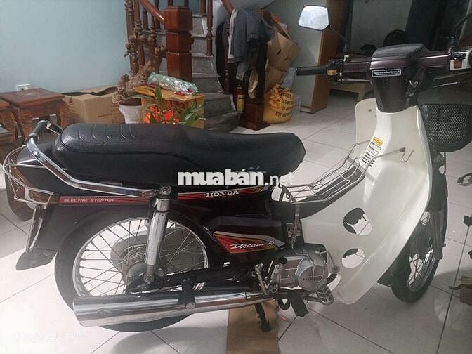 Nhà dư xe cần bán ko có người sử dụng
