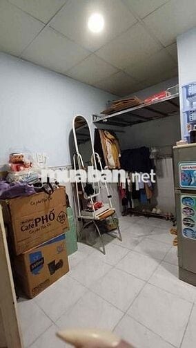 Phòng trọ ngã tư Huỳnh Tấn Phát và Nguyễn Thị Thập