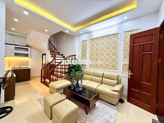 Bán Nhà Đẹp Pháo Đài Láng - Lô Góc Ngõ Thông - 5 tầng Ở Luôn