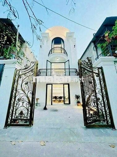 BÁN NHÀ PHƯỜNG TAM HIỆP GẦN CHUNG CƯ CƯỜNG THUẬN . NHÀ 1 TRỆT 2 LẦU