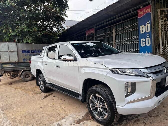 Mitsubishi Triton 2023 4x2 AT - 290000 km