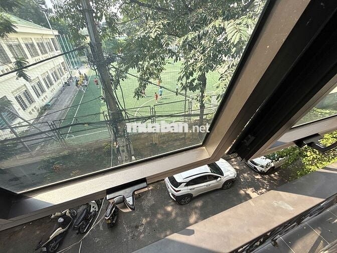 Studio 40m² ngõ 140 Giảng Võ Ba Đình, ô tô đỗ cửa, full nội thất
