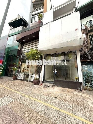Cho Thuê Nhà Đường Phạm Viết Chánh, Quận 1 ( 4x16m - Nở Hậu Rộng )
