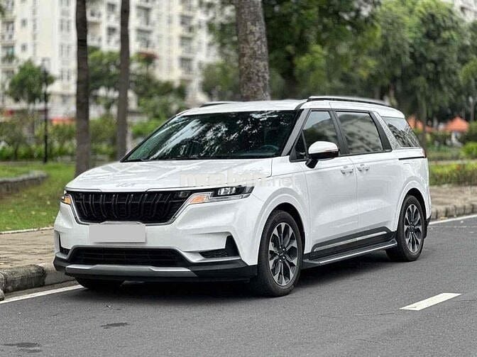 Kia Carnival 2022 2.2D Luxury 8chỗ mới chạy 11.000