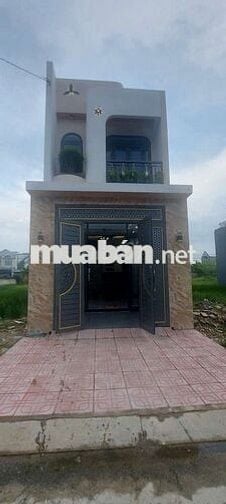 Bán nhà mới sạch đẹp có sổ hồng riêng