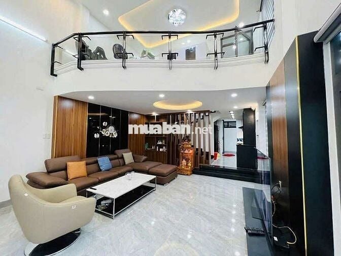 Bán lô góc 3 tầng mặt tiền đường 5m5 hòa cường