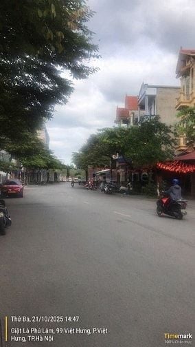 Bán nhà 5 tầng, diện tích đất 36 m2 ngõ phố Việt Hưng, giá nhỉnh 6 tỷ.