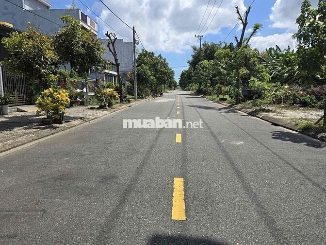 Bán lô đất đường Nguyễn Quý Cảnh 7m5 - TĐC Bá Tùng