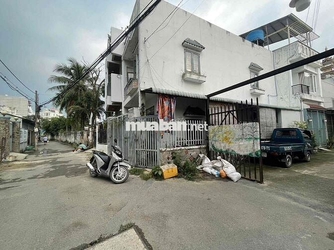 Gấp Gấp Nhà Góc 2 Mặt Tiền ngang 6, Tại 1/ hà huy giáp