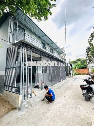 Cho thuê nhà liền kề mới 100% sạch đẹp như hình, giá 3.6 triệu/tháng