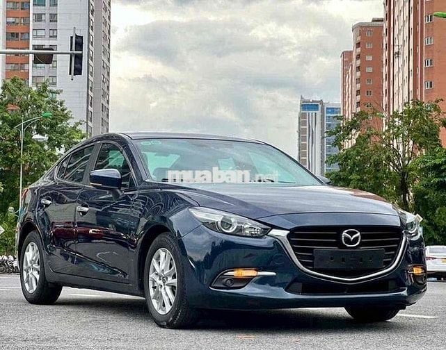 Mazda 3 2018 1.5 AT Sedan - 7 km