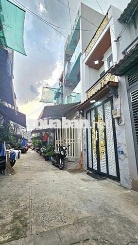 BÁN GẤP NHÀ NGỘP, SÁT AEON TÂN PHÚ, HẺM  Ô TÔ , DTSD 42M2,CHỈ 2 TỶ 85