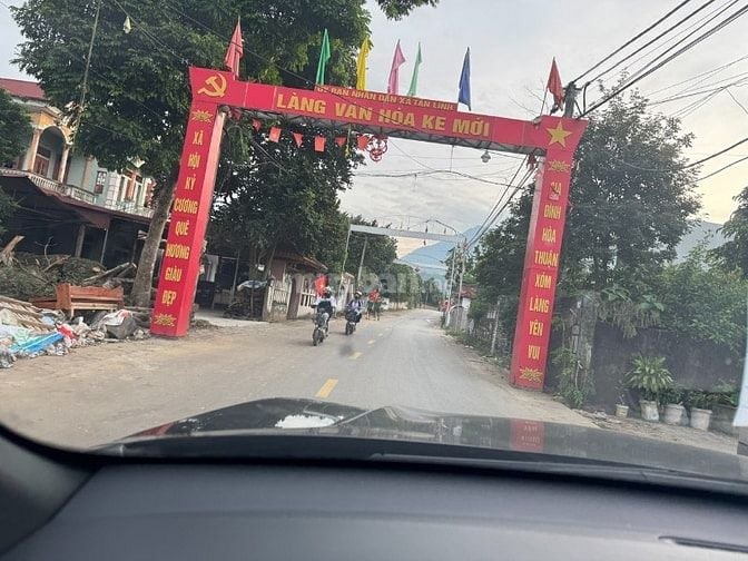 Bán lô góc 596m² – hai mặt đường lớn – trung tâm xã Suối Hai, Ba Vì, H