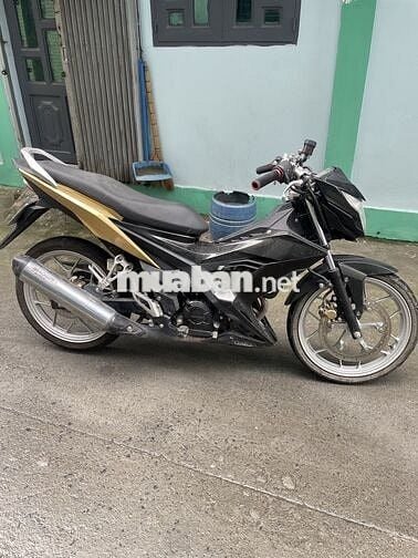 Xe máy Honda Sonic 2021 màu Đen Vàng. BSTP